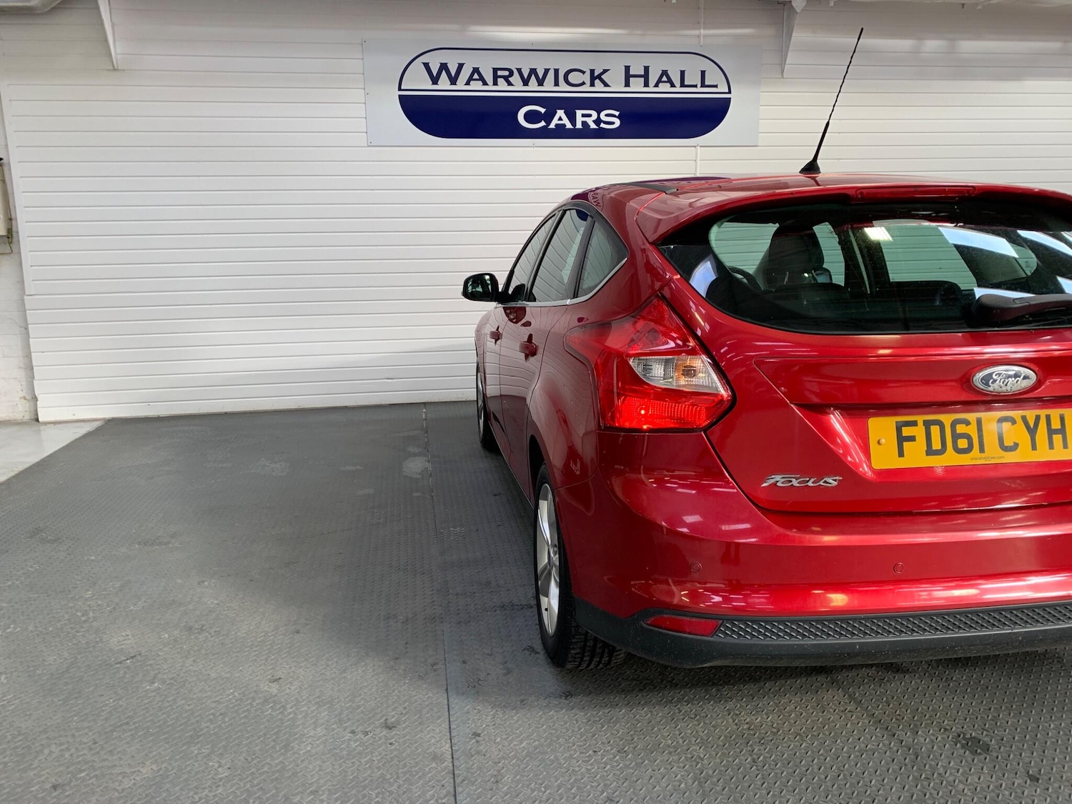 Used Ford Focus 2011 for sale - 76326840: Photo 7