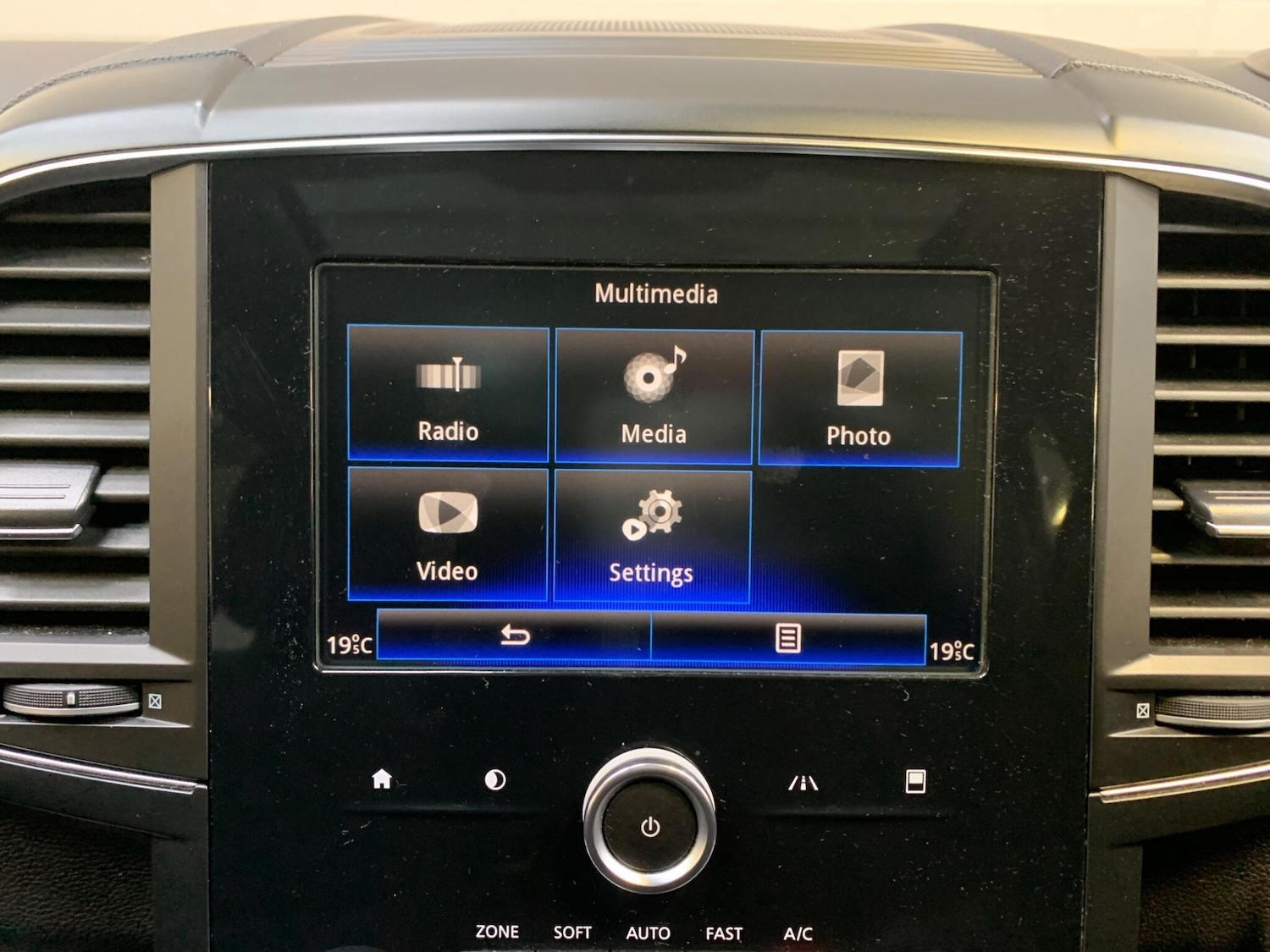 Used Renault Koleos 2018 for sale - 77331188: Photo 24