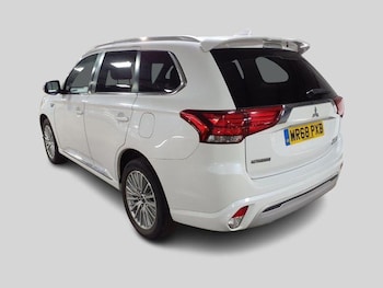 Used Mitsubishi Outlander 2018 for sale - 77723179: Photo