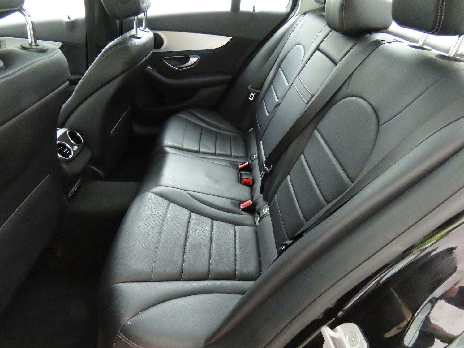 Used Mercedes-Benz C Class 2015 for sale - 77783943: Photo 17