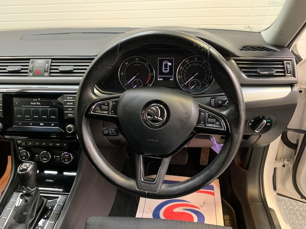 Used Skoda Superb 2016 for sale - 76012988: Photo 24