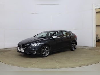 Used Volvo V40 2016 for sale - 78796350: Photo