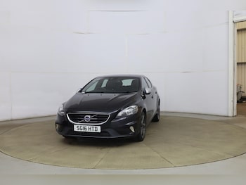 Used Volvo V40 2016 for sale - 78796350: Photo