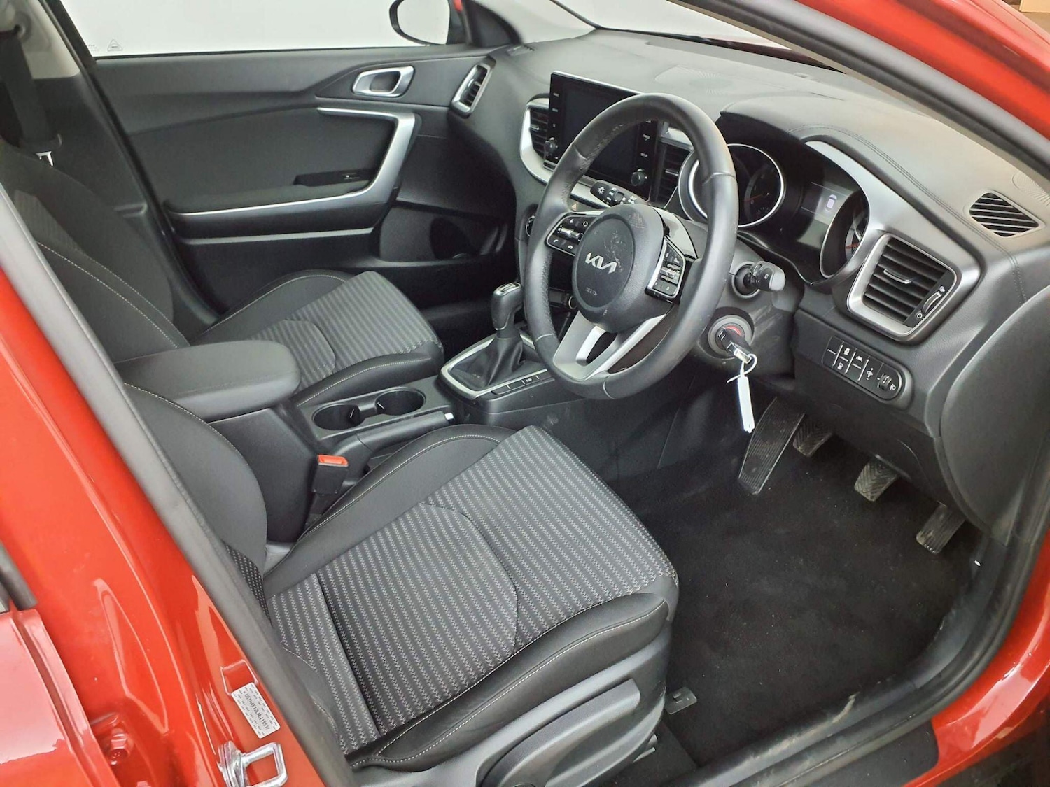 Used Kia XCeed 2023 for sale - 77882883: Photo 12