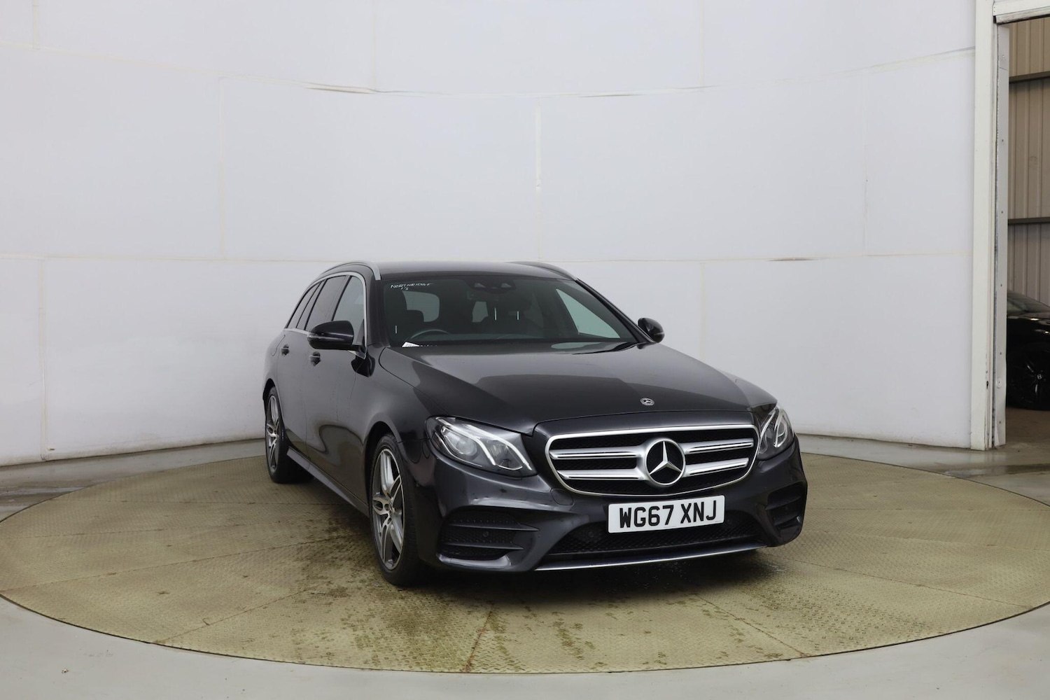 Used Mercedes-Benz E Class for sale - 77671855: Photo 10