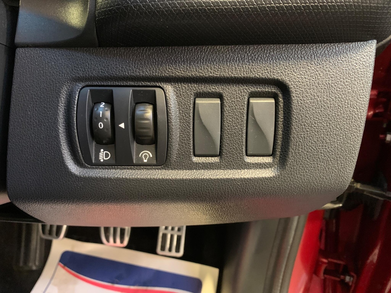 Used Renault Clio 2018 for sale - 76952344: Photo 27