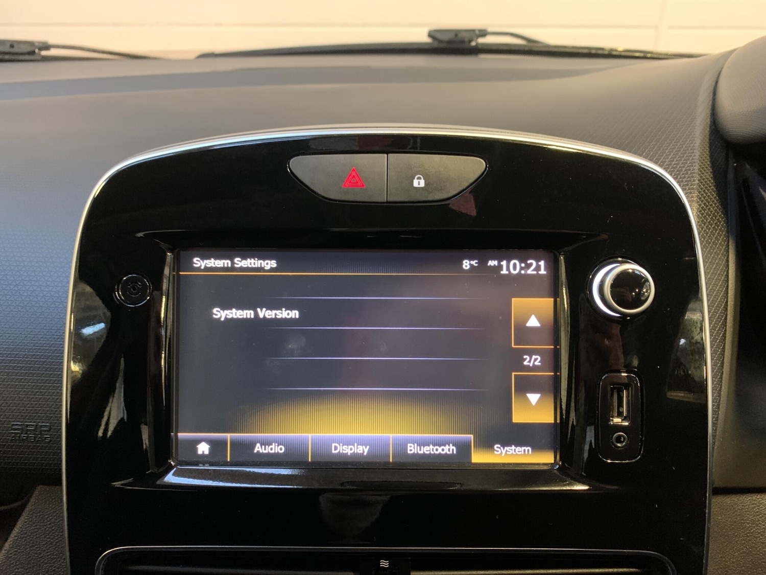 Used Renault Clio 2018 for sale - 76952344: Photo 34