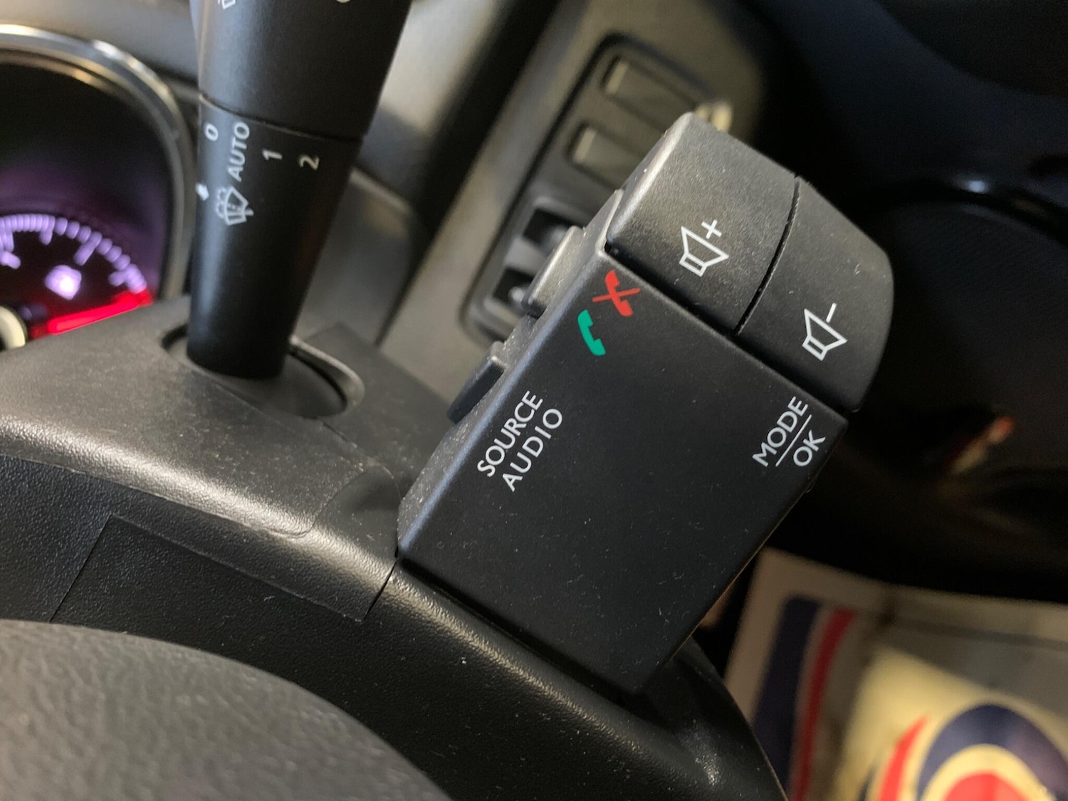 Used Renault Clio 2018 for sale - 76952344: Photo 45