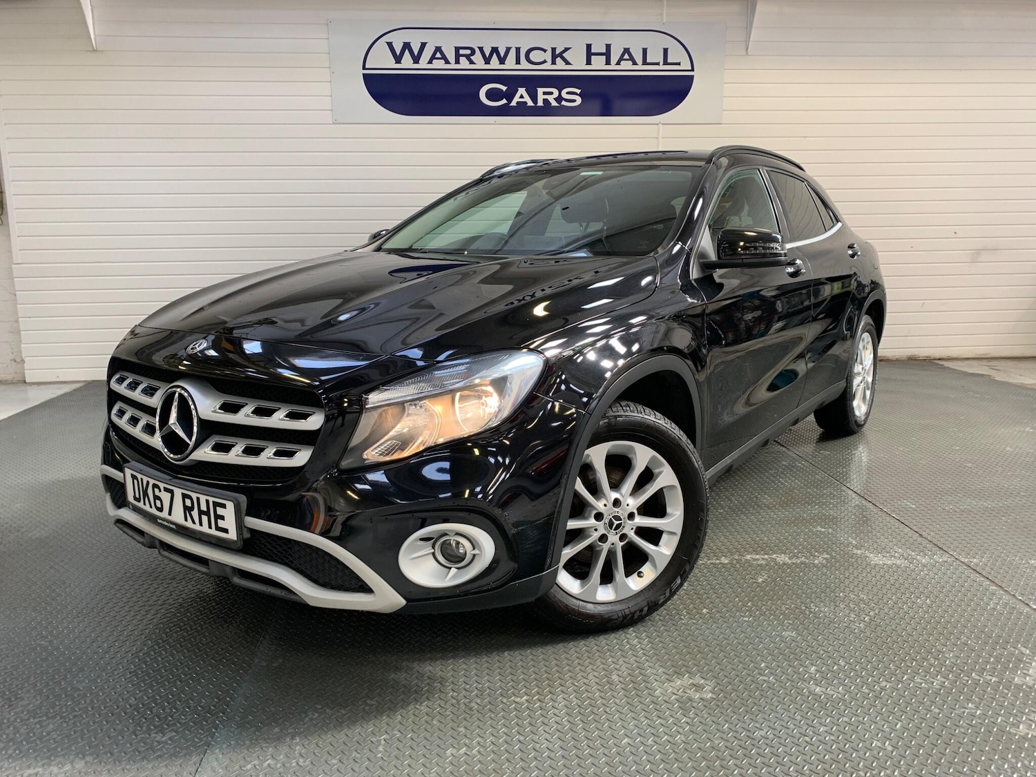 Used Mercedes-Benz GLA 2017 for sale - 76072056: Photo 1