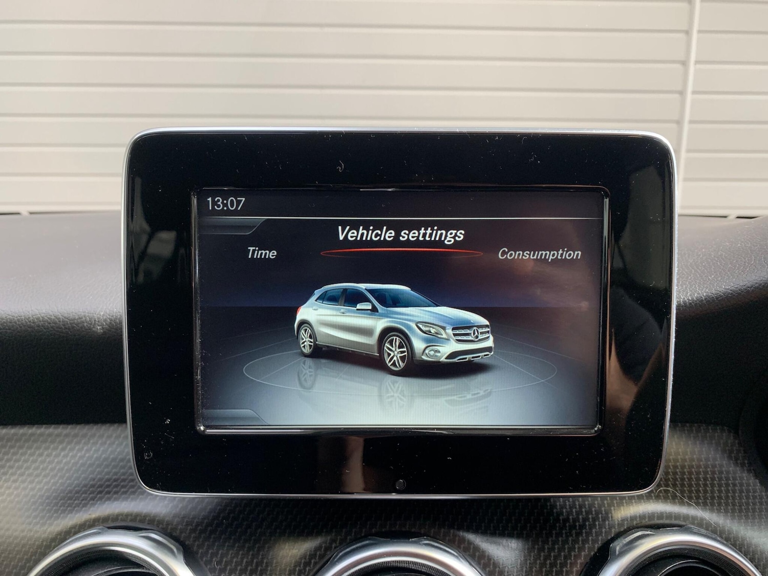 Used Mercedes-Benz GLA 2017 for sale - 76072056: Photo 32