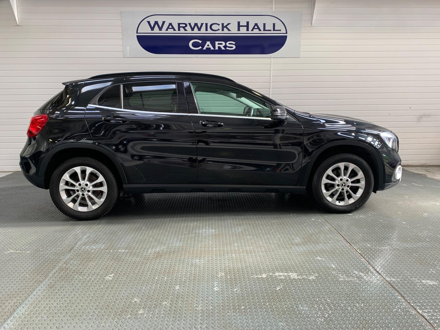 Used Mercedes-Benz GLA 2017 for sale - 76072056: Photo 5