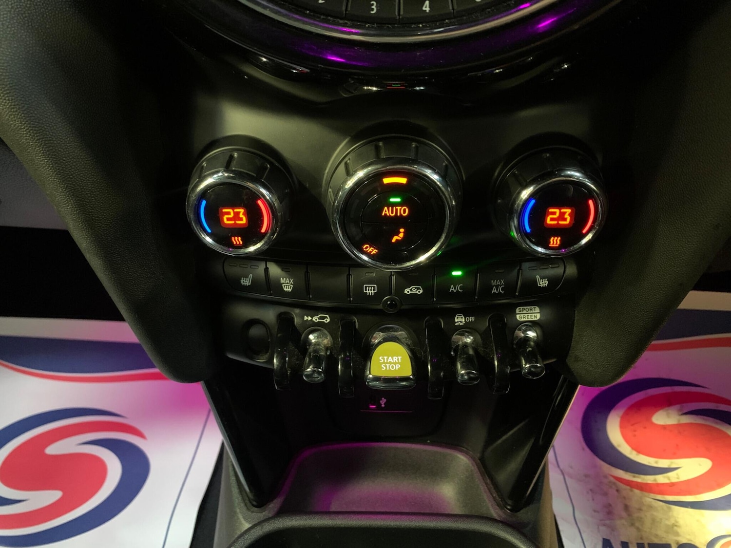 Used MINI Electric Hatch 2020 for sale - 77376985: Photo 33