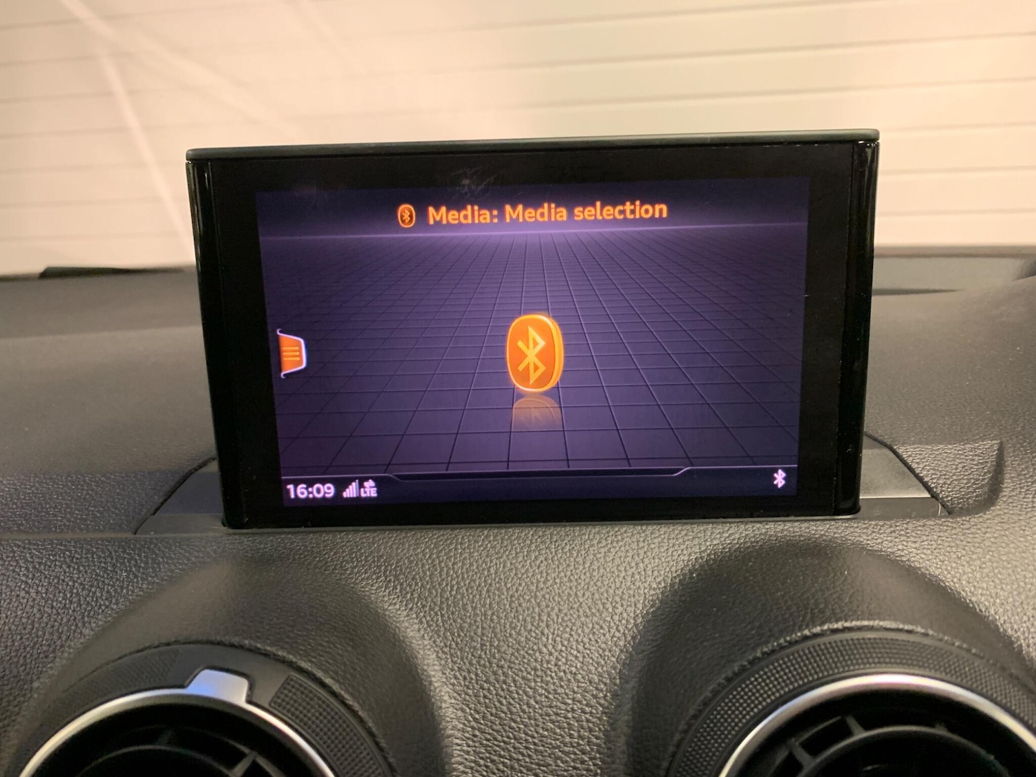 Used Audi Q2 2019 for sale - 77060428: Photo 40