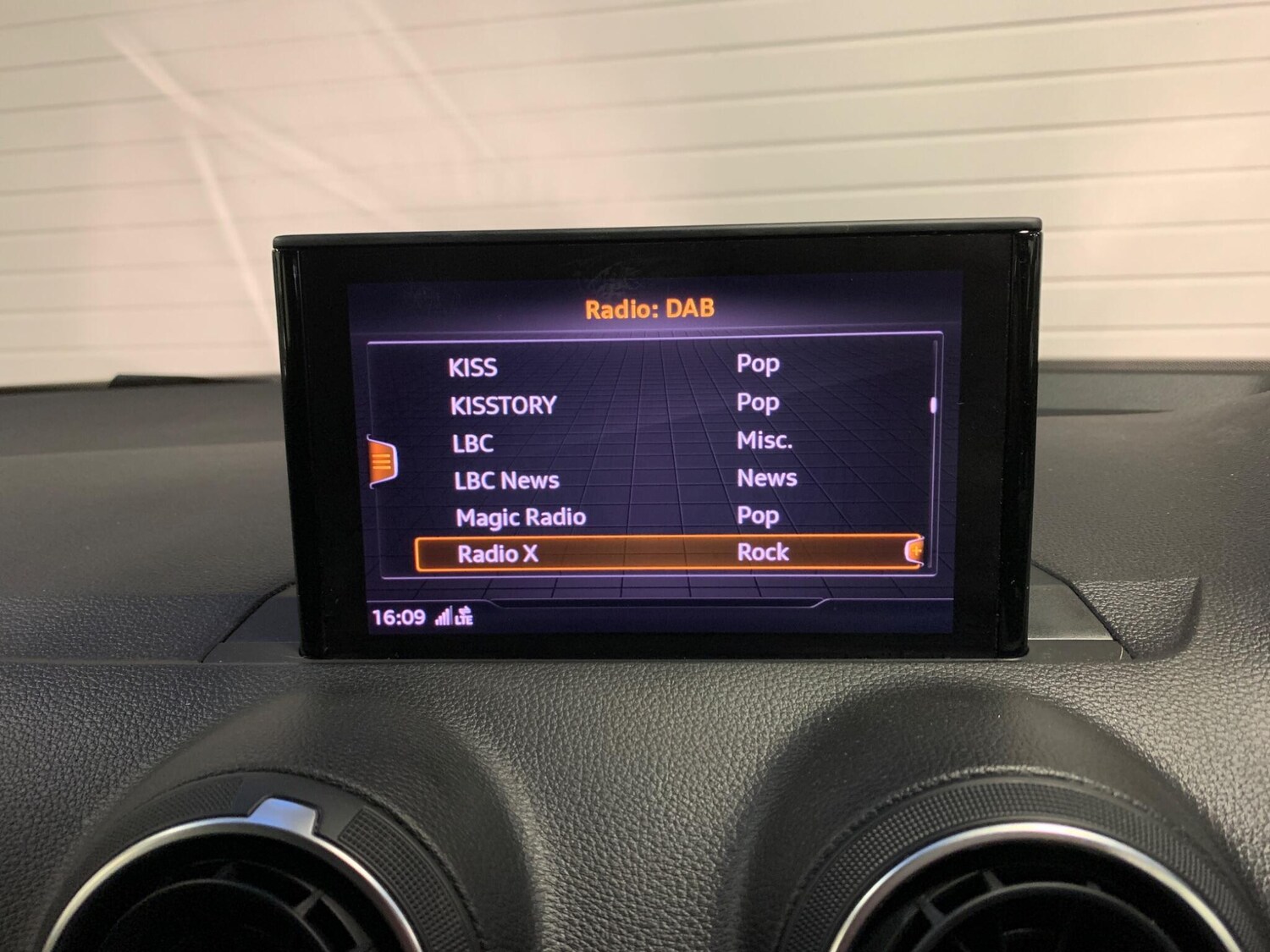 Used Audi Q2 2019 for sale - 77060428: Photo 42