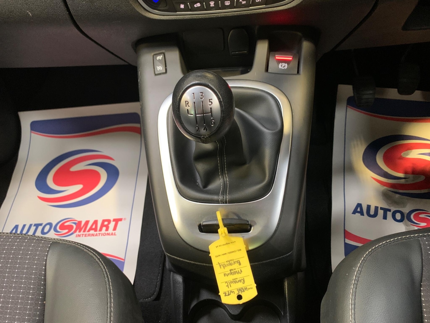 Used Renault Scenic 2015 for sale - 76689421: Photo 37