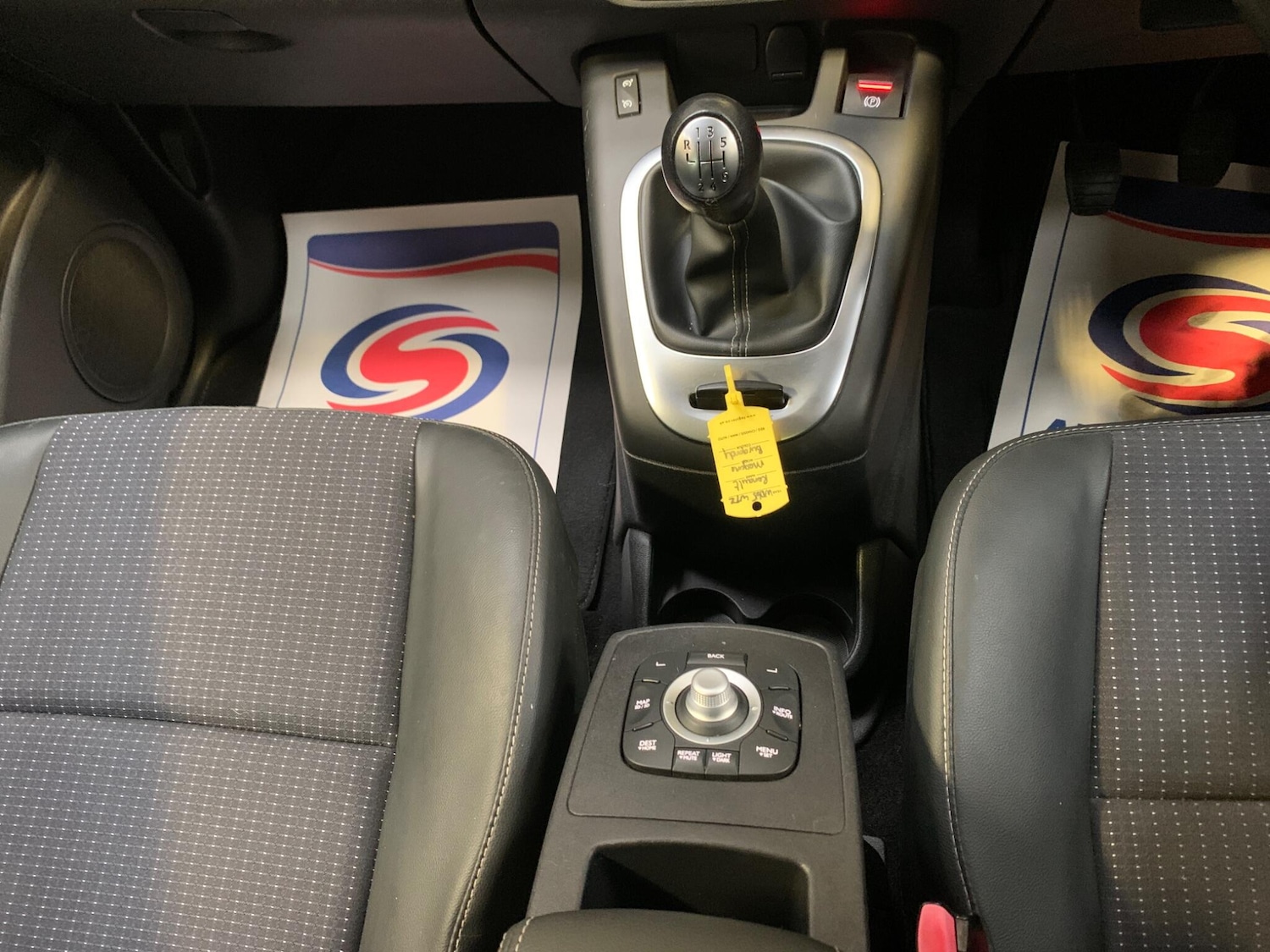 Used Renault Scenic 2015 for sale - 76689421: Photo 40