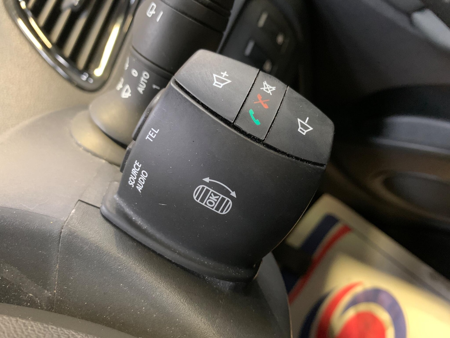 Used Renault Scenic 2015 for sale - 76689421: Photo 42