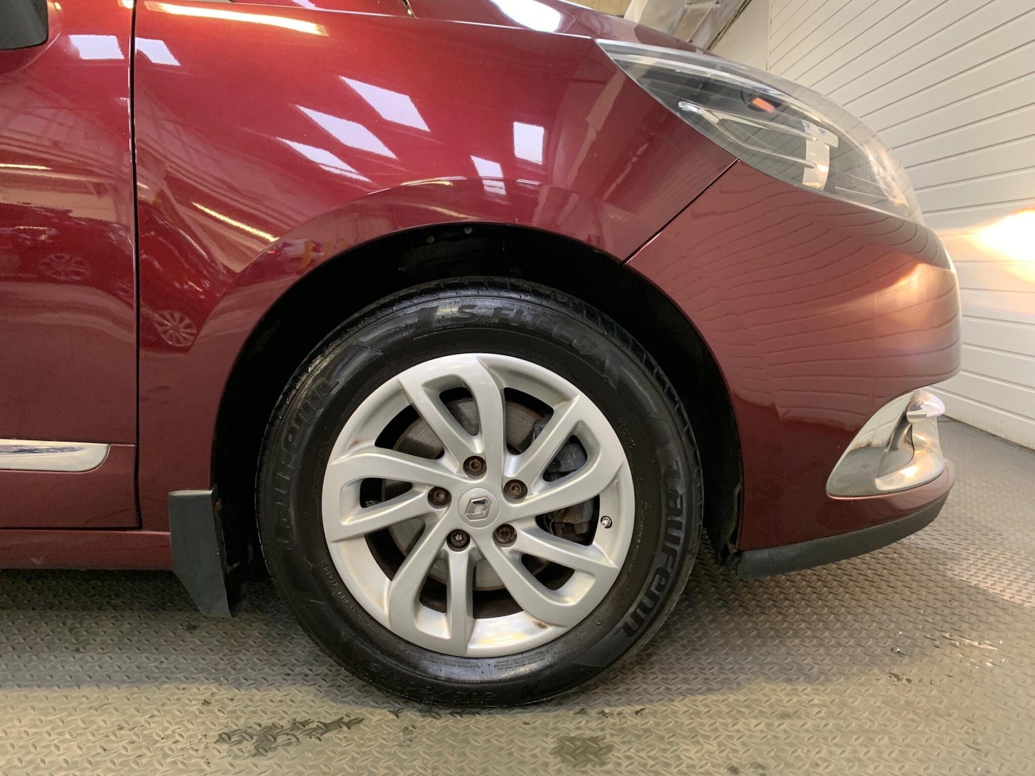 Used Renault Scenic 2015 for sale - 76689421: Photo 8