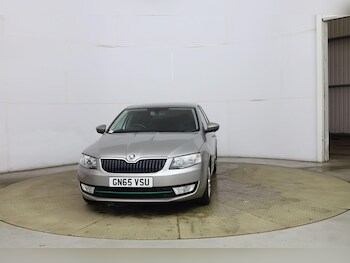 Used Skoda Octavia 2015 for sale - 77497209: Photo