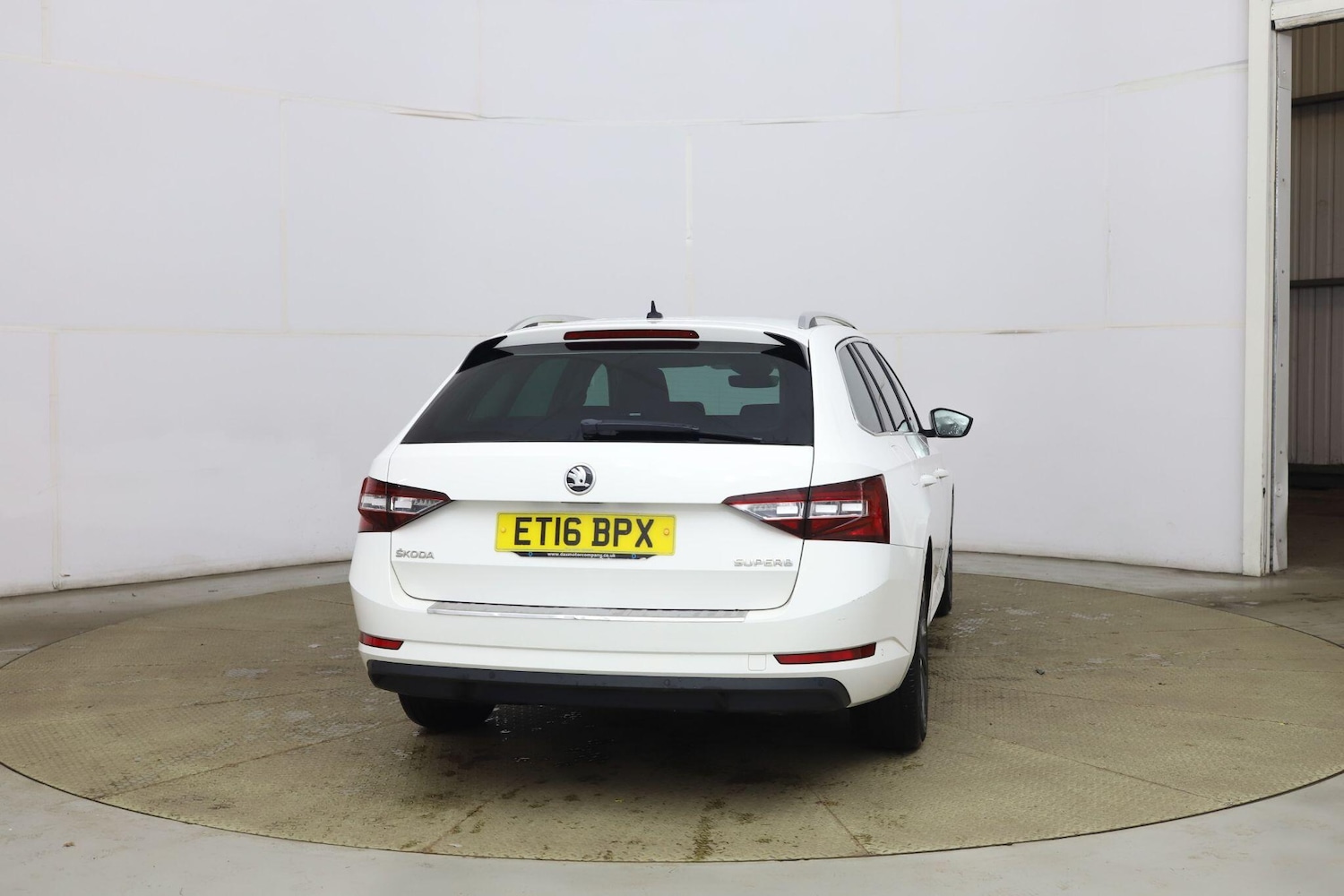 Used Skoda Superb for sale - 77537576: Photo 5