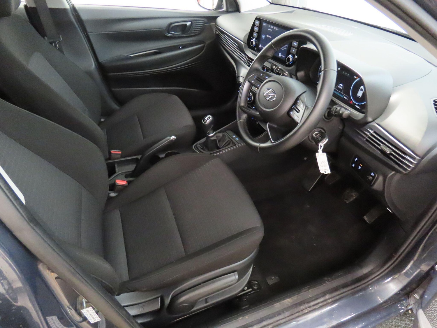 Used Hyundai i20 2022 for sale - 77597775: Photo 12