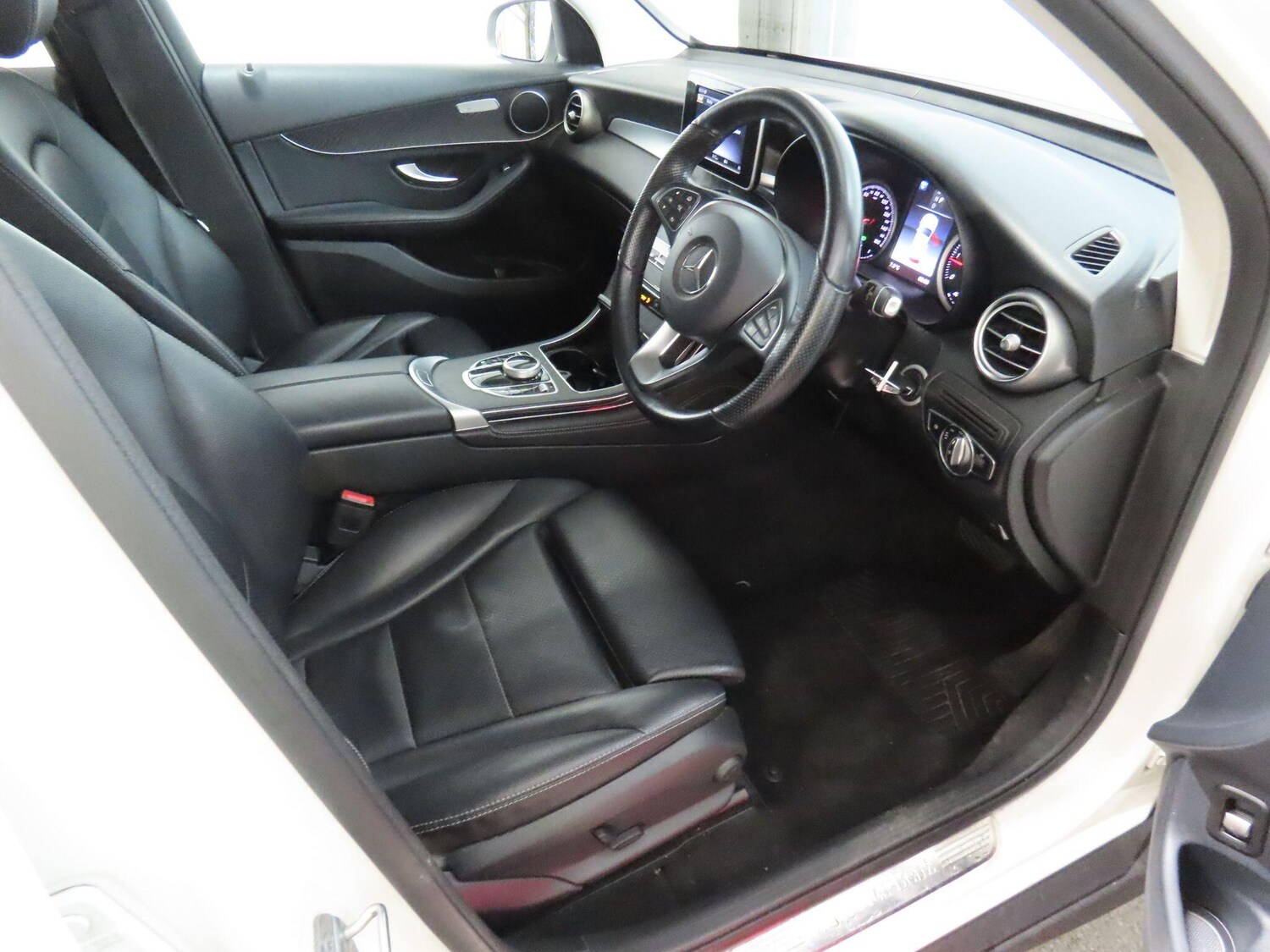 Used Mercedes-Benz GLC for sale - 77783472: Photo 12