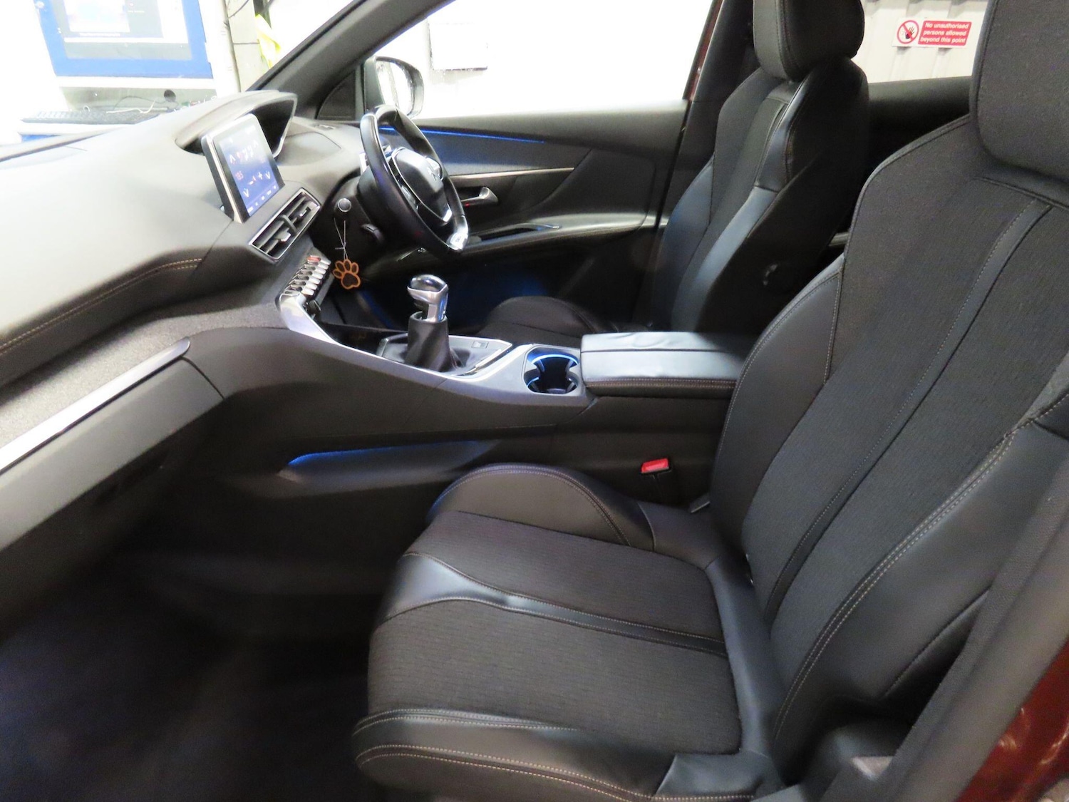 Used Peugeot 3008 2018 for sale - 76388320: Photo 12