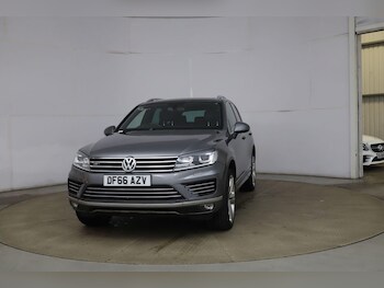Used Volkswagen Touareg 2016 for sale - 76485063: Photo