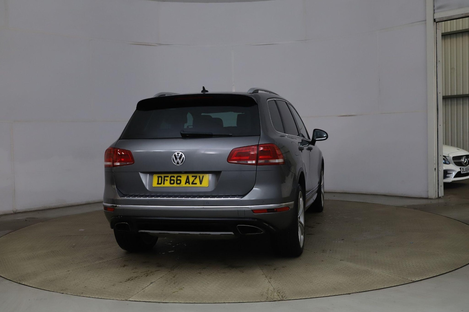 Used Volkswagen Touareg 2016 for sale - 76485063: Photo 7