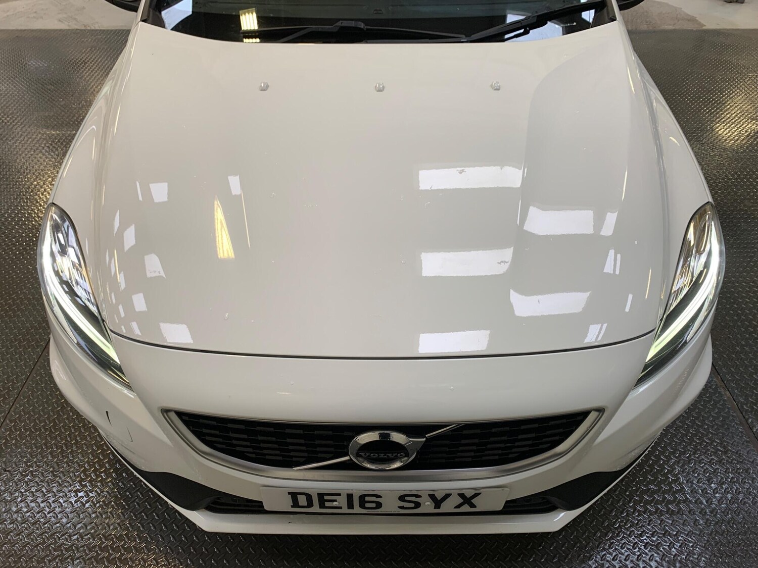 Used Volvo V40 2016 for sale - 78058096: Photo 14