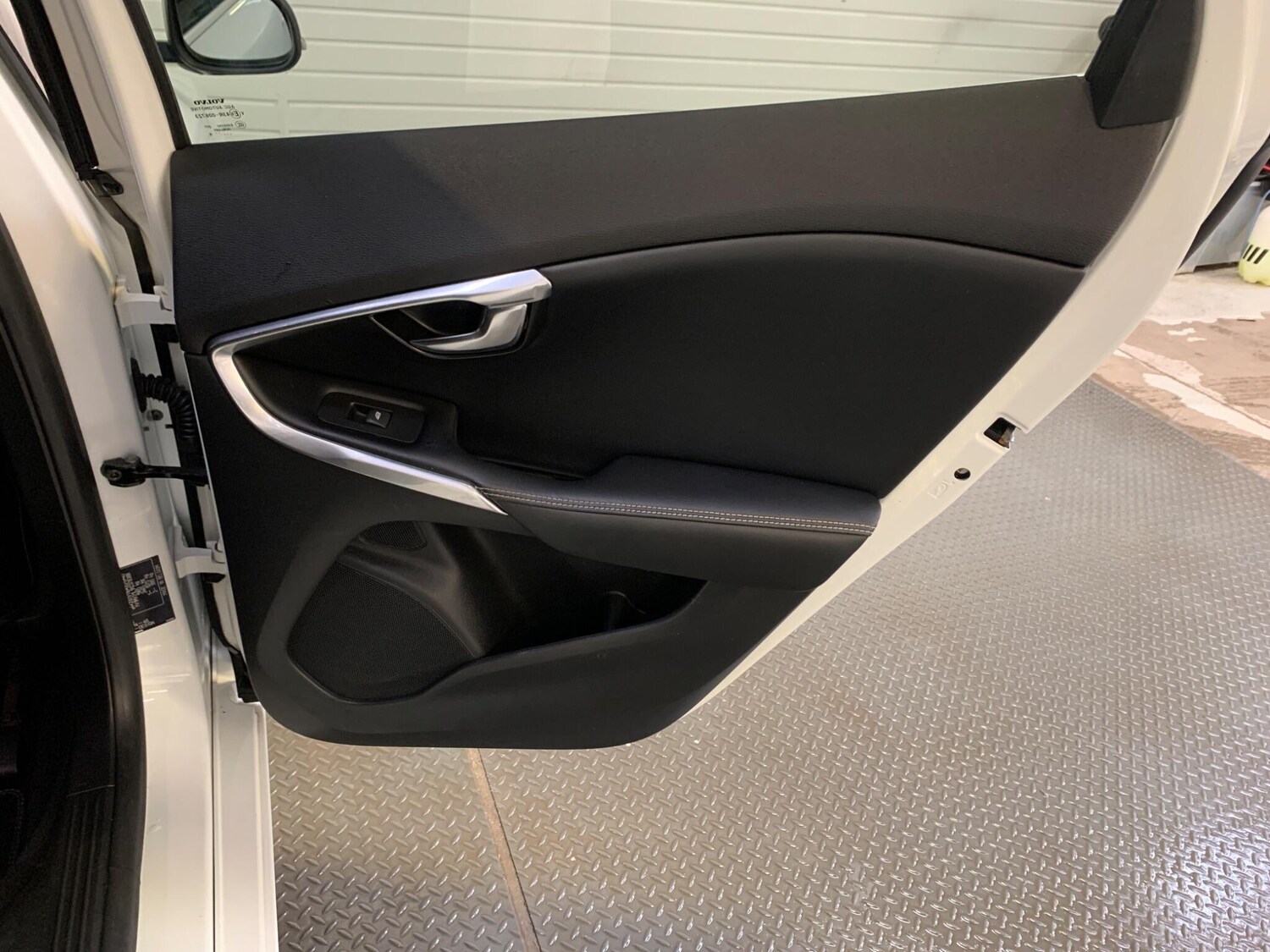 Used Volvo V40 2016 for sale - 78058096: Photo 19