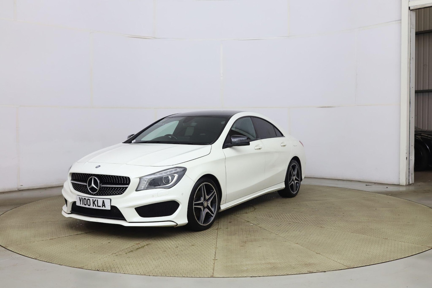 Used Mercedes-Benz CLA 2016 for sale - 77722610: Photo 1