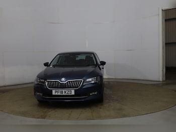 Used Skoda Superb 2018 for sale - 77351739: Photo