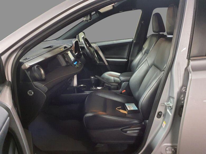 Used Toyota RAV4 2016 for sale - 77091354: Photo 12