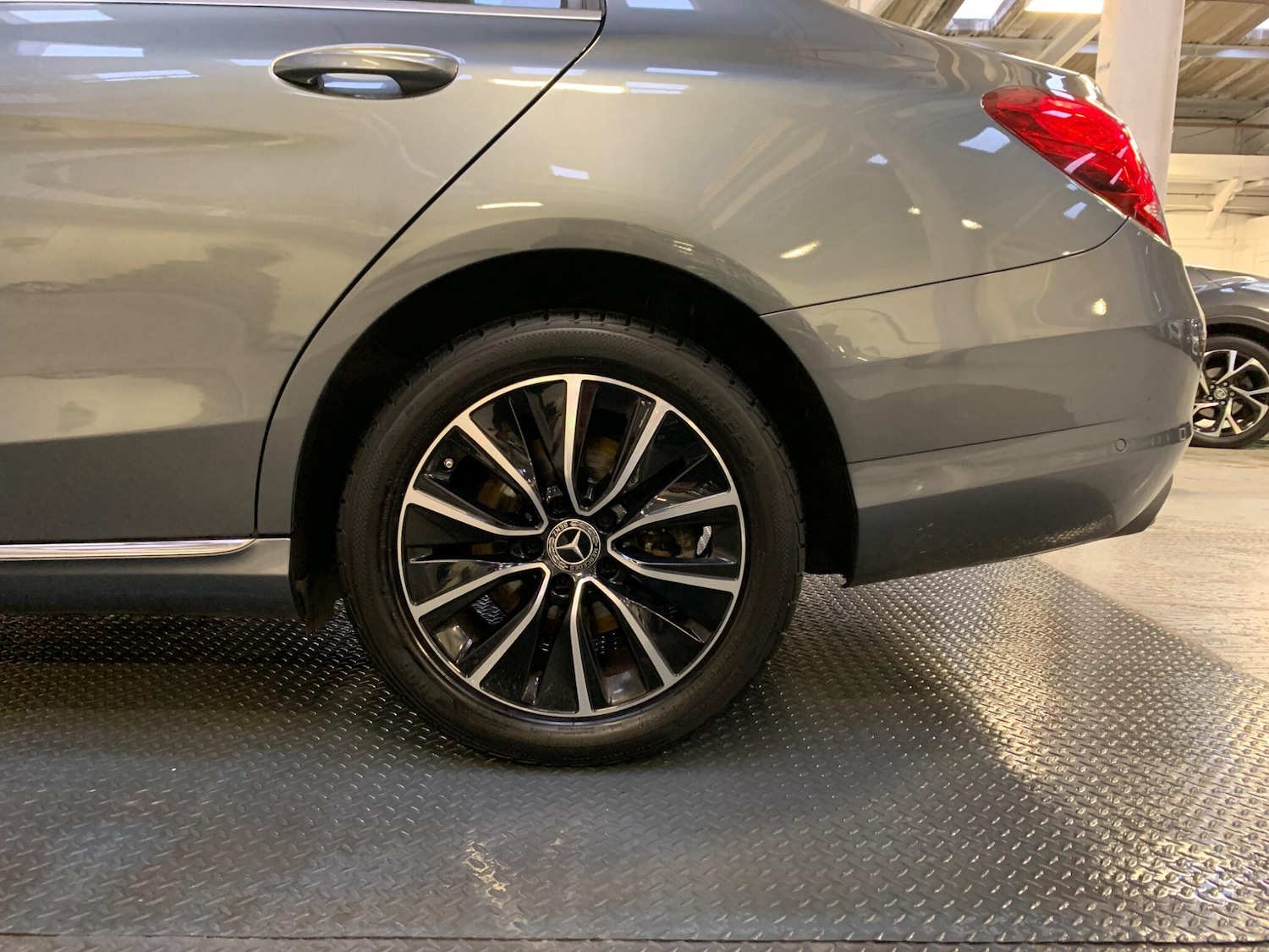 Used Mercedes-Benz C Class 2019 for sale - 77029158: Photo 12