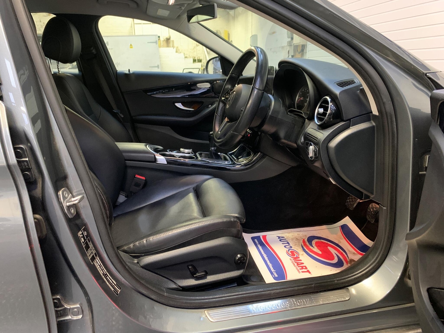 Used Mercedes-Benz C Class 2019 for sale - 77029158: Photo 23