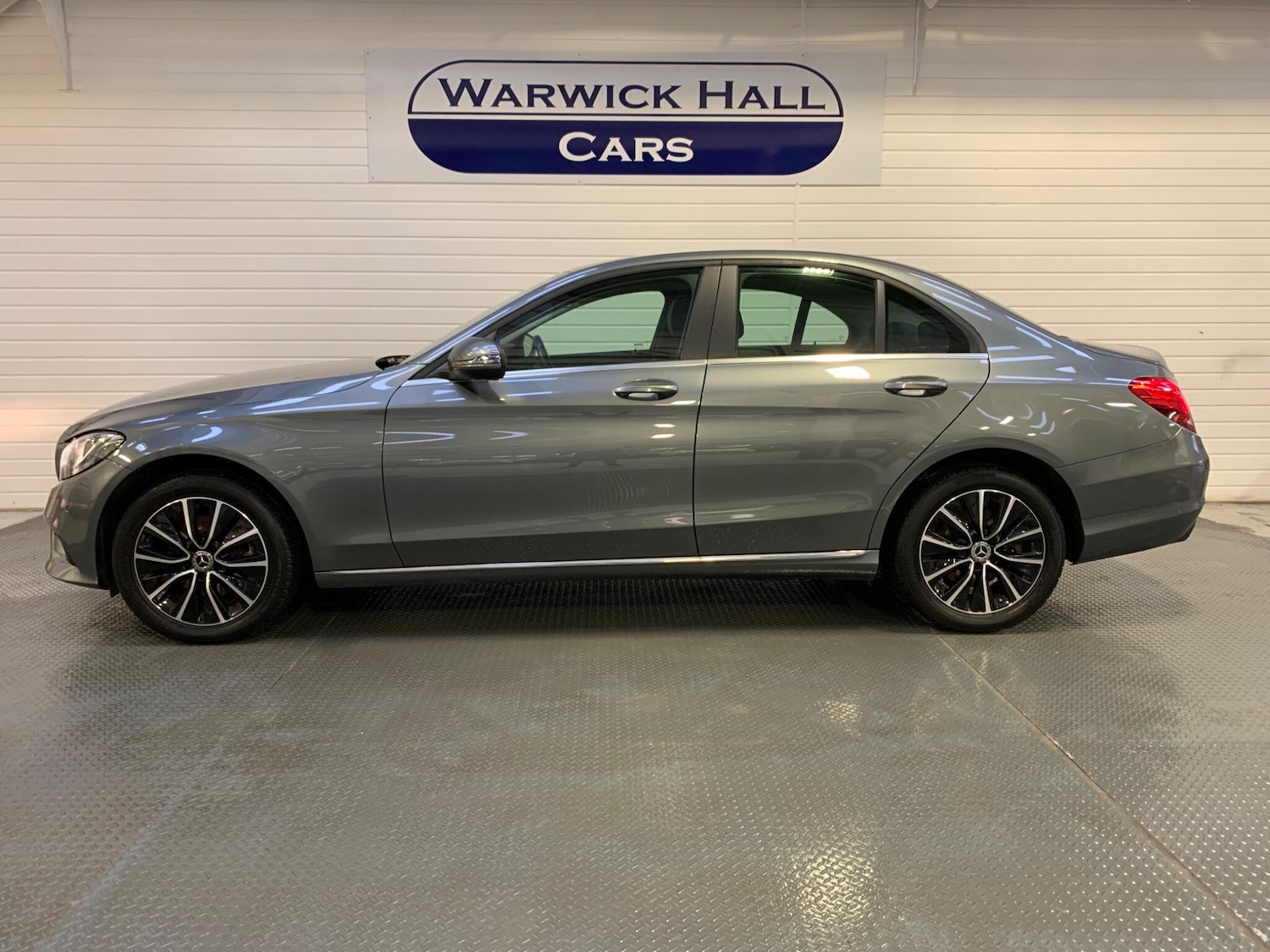 Used Mercedes-Benz C Class 2019 for sale - 77029158: Photo 3