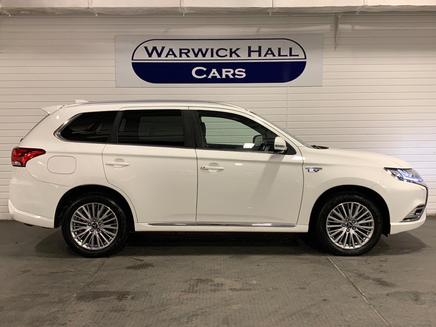 Used Mitsubishi Outlander 2019 for sale - 76658768: Photo 3
