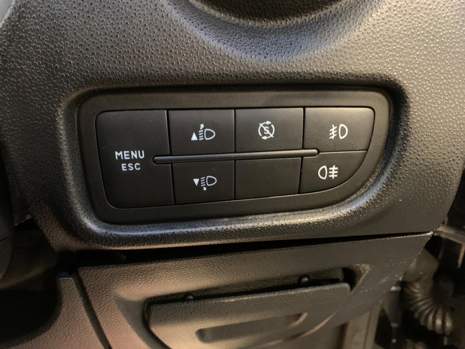 Used Alfa Romeo MiTo 2012 for sale - 77238459: Photo 23