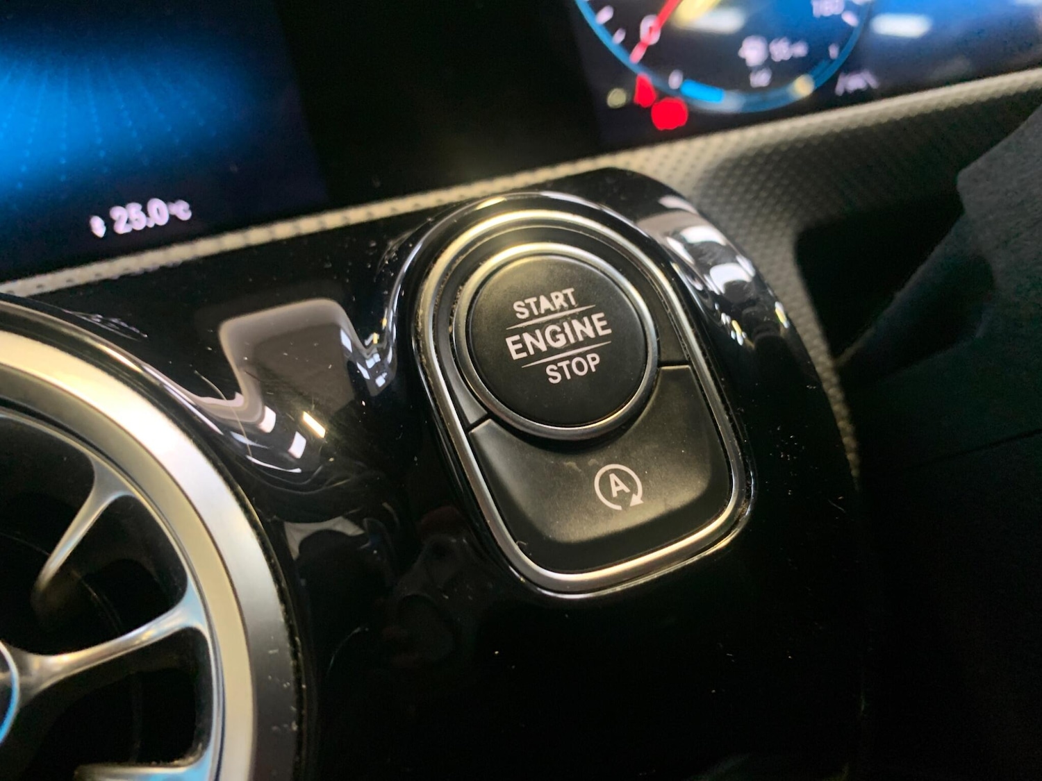 Used Mercedes-Benz A-Class for sale - 77784526: Photo 40