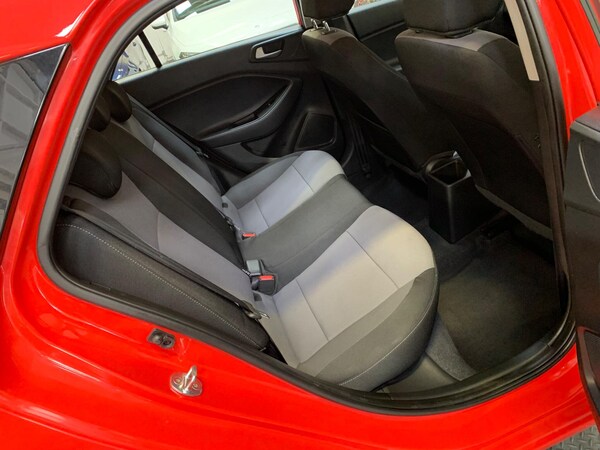 Used Hyundai i20 2018 for sale - 75531757: Photo 15