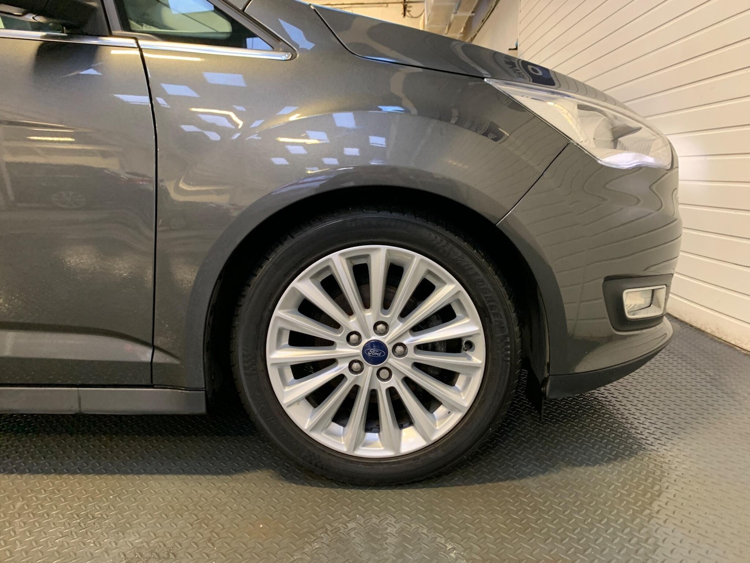 Used Ford C-Max 2017 for sale - 76997417: Photo 12