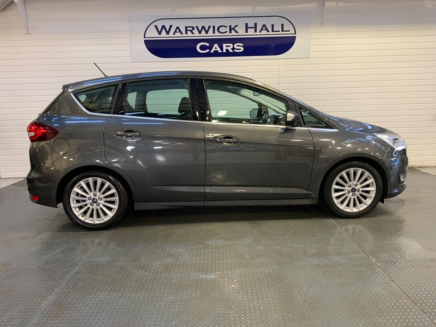 Used Ford C-Max 2017 for sale - 76997417: Photo 5