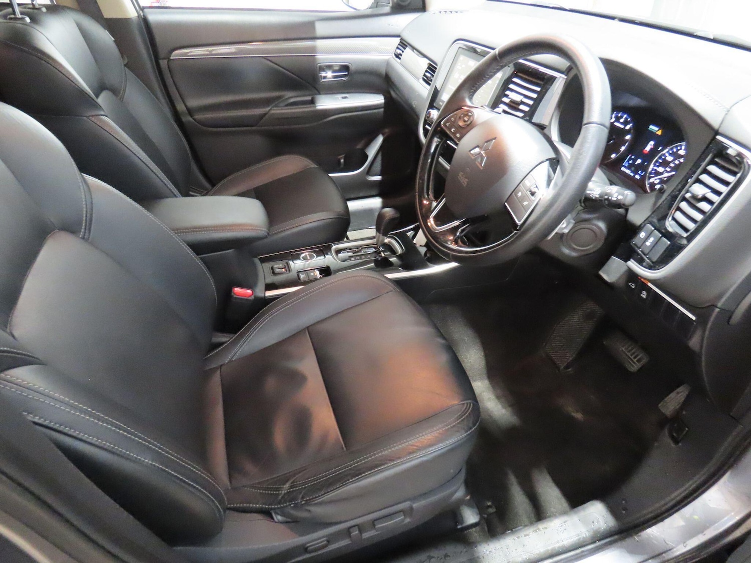 Used Mitsubishi Outlander 2020 for sale - 77175822: Photo 12
