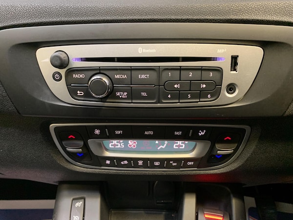 Used Renault Scenic 2015 for sale - 76307318: Photo 32