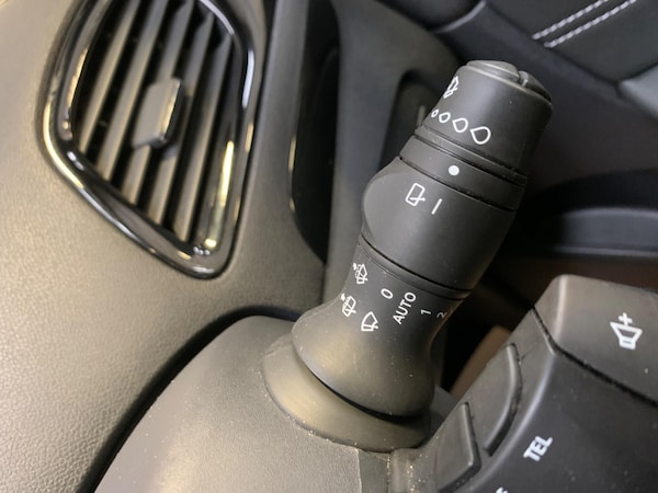 Used Renault Scenic 2015 for sale - 76307318: Photo 43
