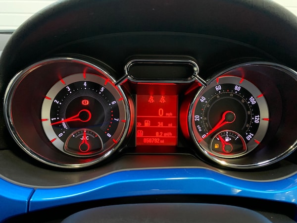 Used Vauxhall ADAM 2016 for sale - 75430949: Photo 25