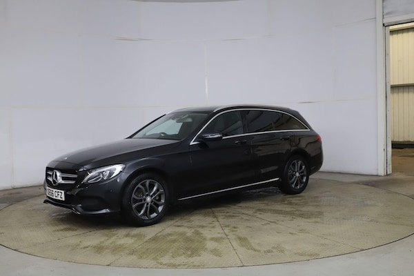 Used Mercedes-Benz C Class 2016 for sale - 76284174: Photo 1
