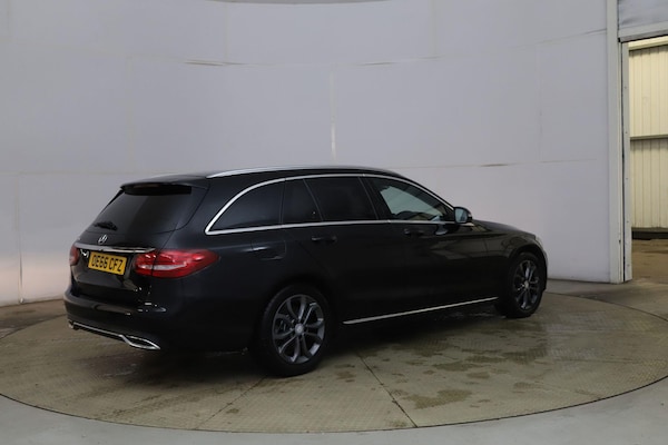 Used Mercedes-Benz C Class 2016 for sale - 76284174: Photo 8