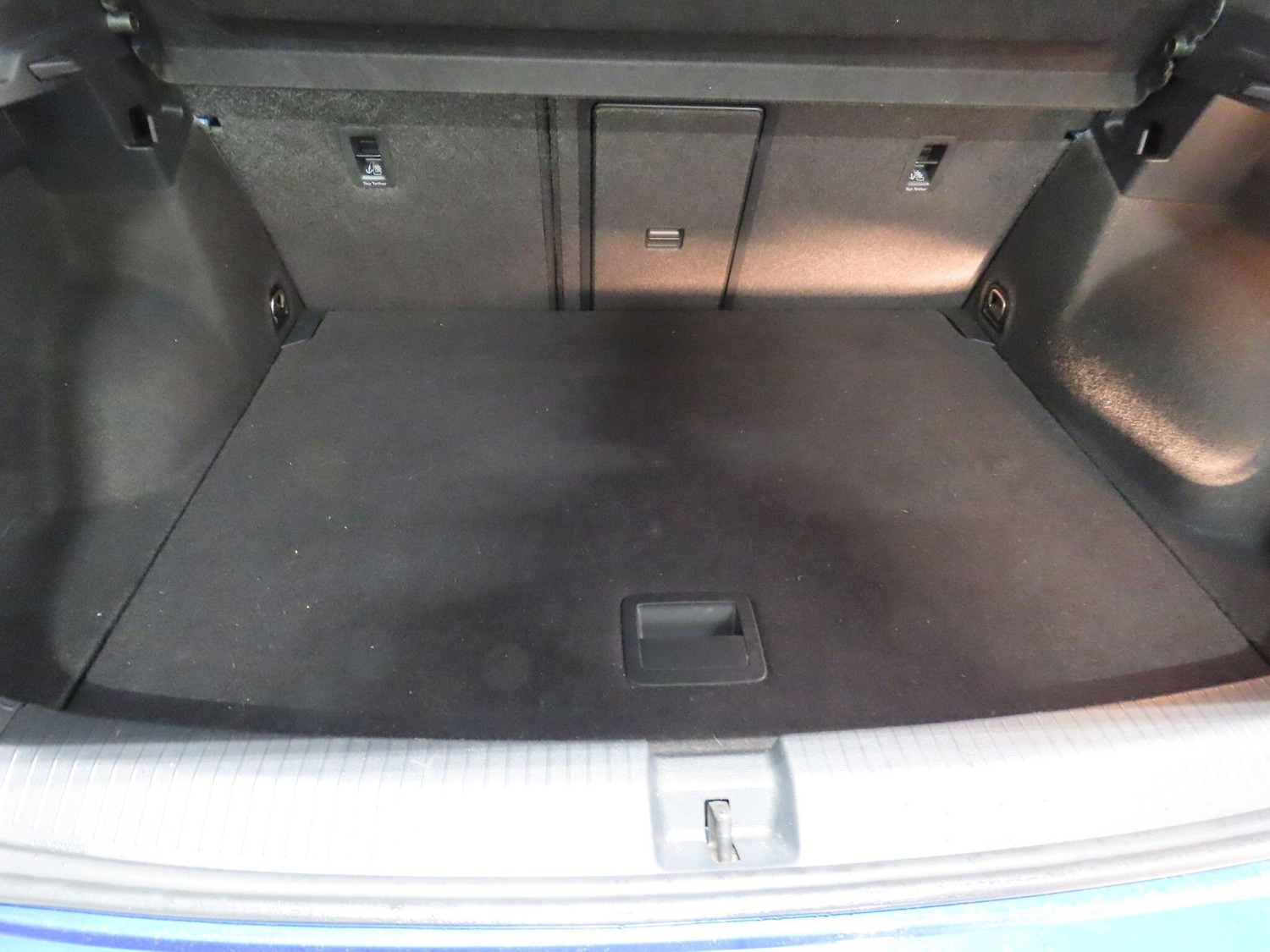 Used Volkswagen T-Roc 2019 for sale - 77599047: Photo 20